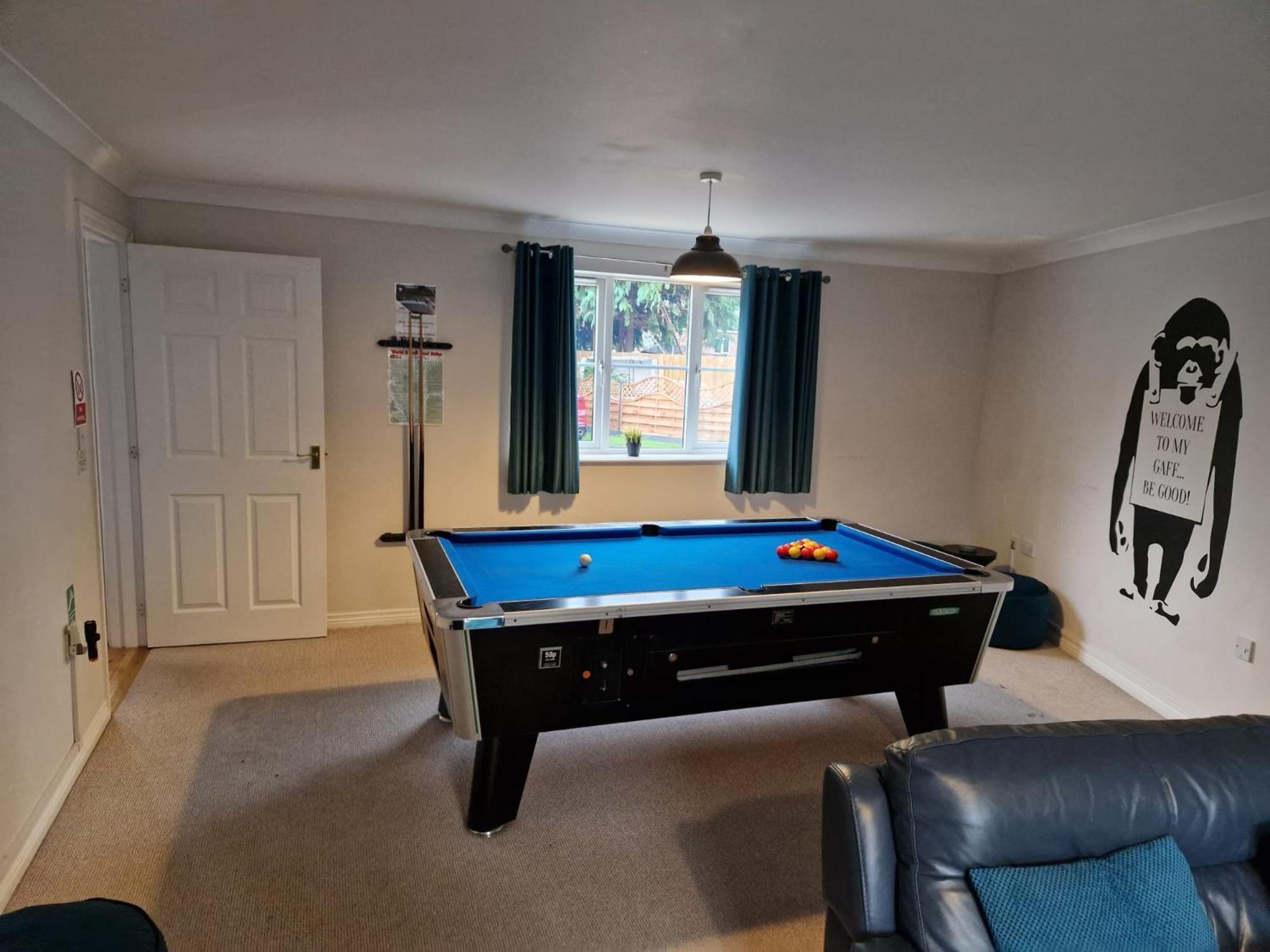 Hereford - Finch House - Modern 4 Bedroom House Located In South Hereford, Dog Friendly With Nearby Countryside, Pool Table, Sleeps Up To 10 Guests - Hosted By Rentmyhouse Extérieur photo