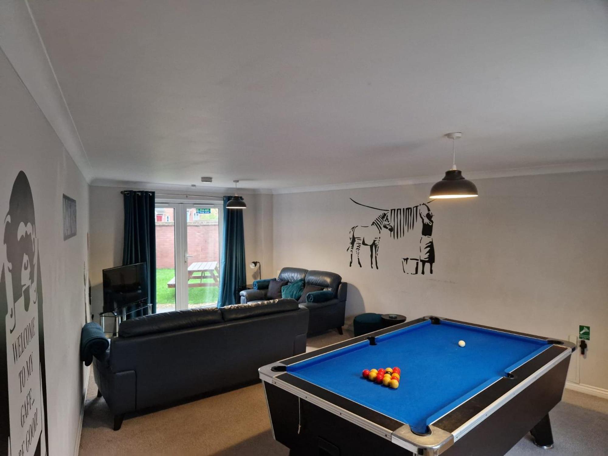 Hereford - Finch House - Modern 4 Bedroom House Located In South Hereford, Dog Friendly With Nearby Countryside, Pool Table, Sleeps Up To 10 Guests - Hosted By Rentmyhouse Extérieur photo
